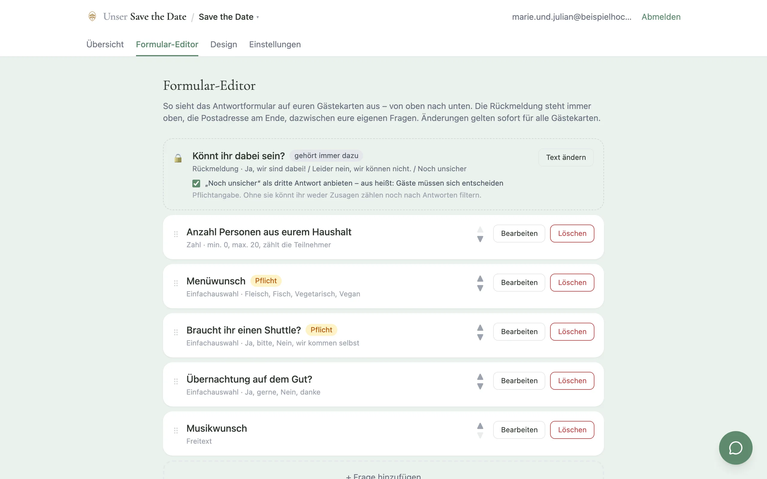 Formular-Editor, in dem eigene Fragen wie Menüwunsch, Shuttle und Musikwunsch angelegt und sortiert werden